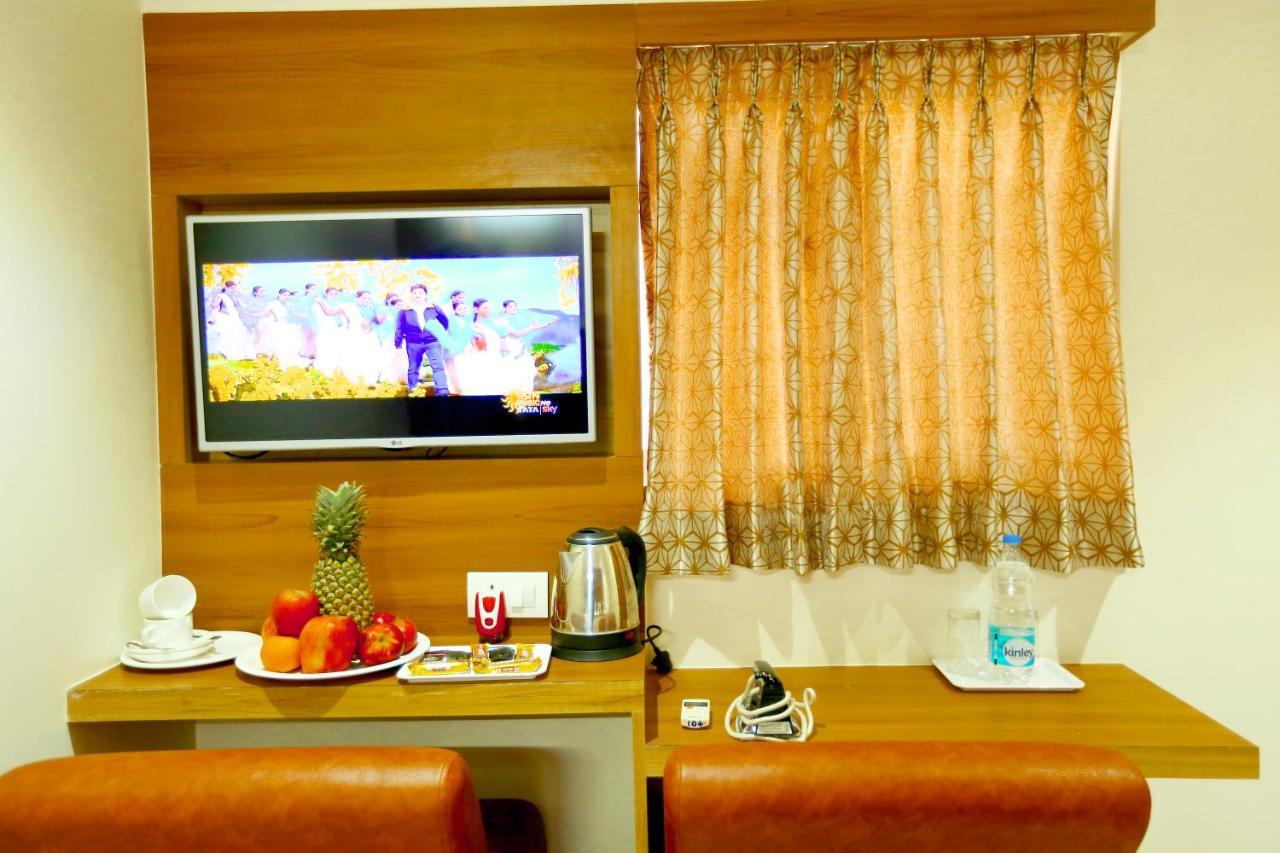 צ'נאי Hotel Kek Grand Park מראה חיצוני תמונה